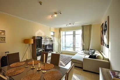 Beautiful and Spacious | Low Floor | Ready to Move