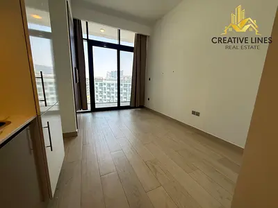 Chiller free!! Boulevard view!! Amazing layout!!