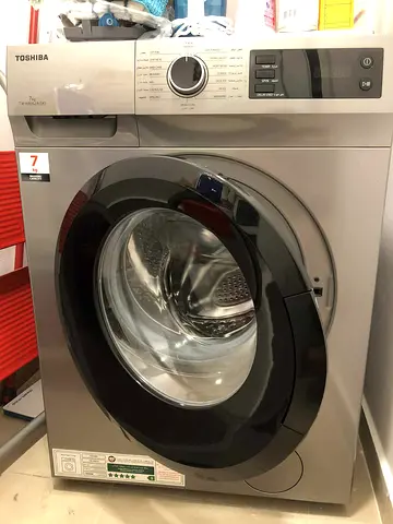 Toshiba 7kg washing machine same like new condition