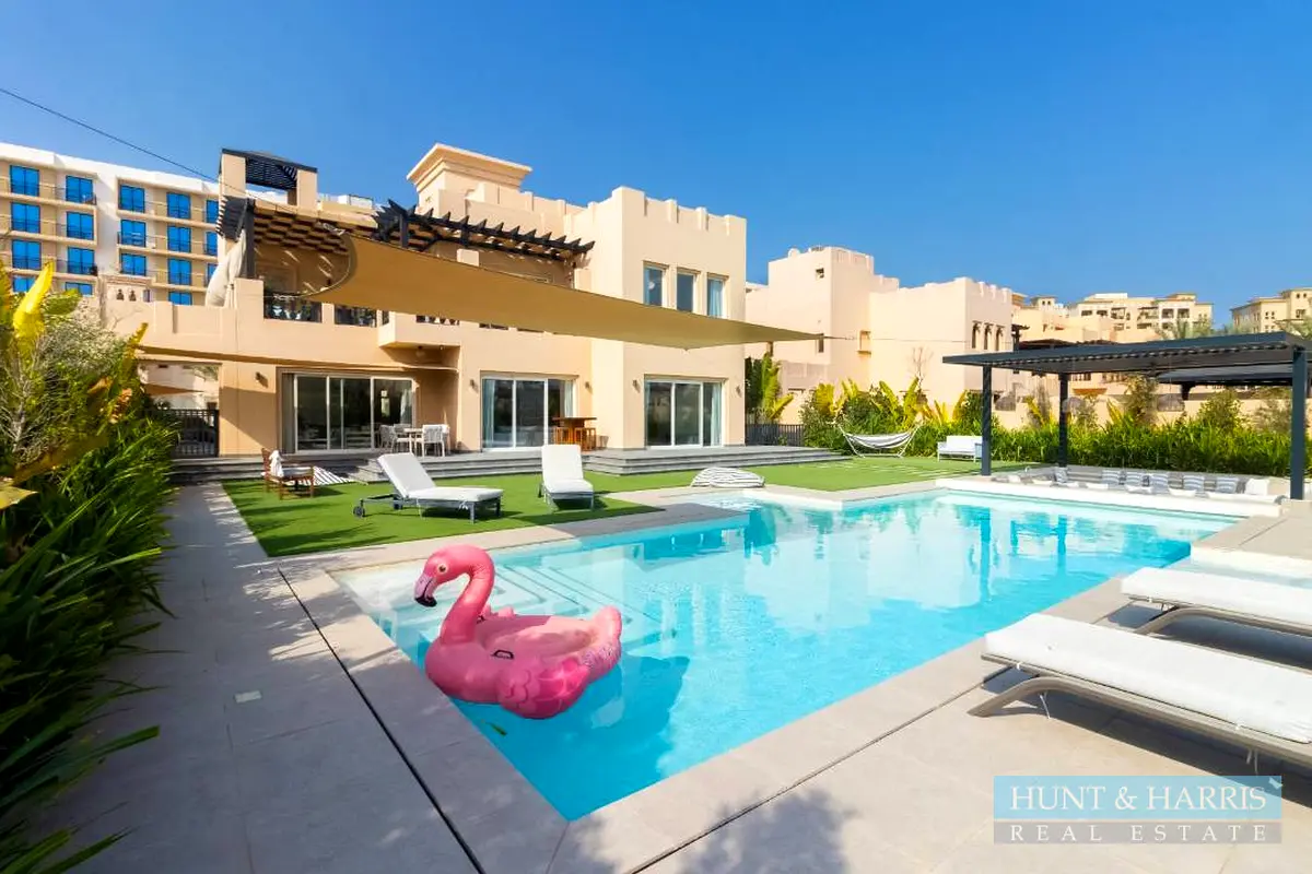 5 Bedroom For Sale Al Hamra Village - Upgraded with Private Pool