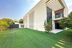 Luxury Villa | Corner | Ready To Move
