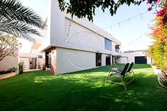 VIP | Upgraded Villa | Corner Single Row | Jacuzzi