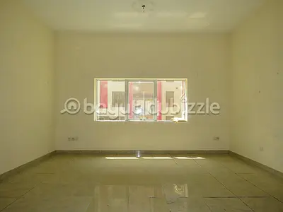 Ready to Move in | Bright and Spacious | Business Apartment