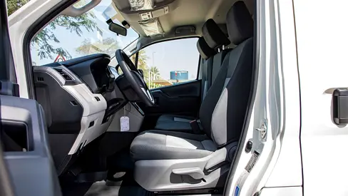 2026 Toyota HIACE 照片 10
