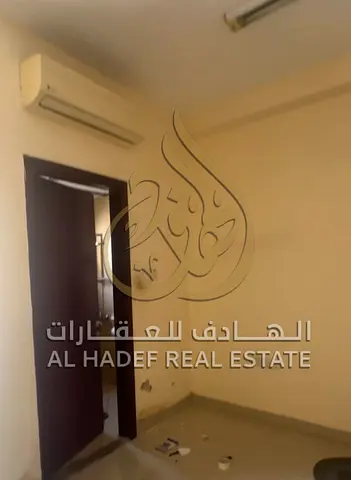 A studio apartment available for annual rent in Al Rolla