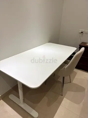 IKEA white sit/stand Desk