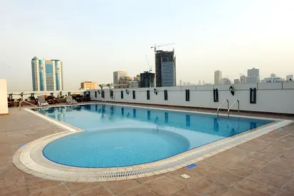 Chiller Free | 3BEDS | Pool, Gym + Parking