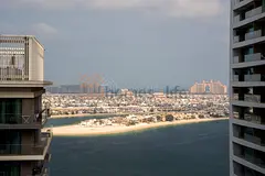 SEA VIEW | SPACIOUS UNIT | PRIME LOCATION