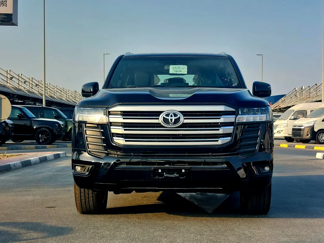 Toyota Land Cruiser 2026 — photo 1 of 15