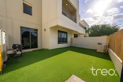 Exclusive | Type 2 Layout | Single Row