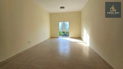 Bright Studio for Rent in Discovery Gardens