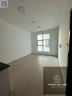 One-bedroom apartment for annual rent in City Towers - Master bedroom - 2 bathrooms - Free parking -