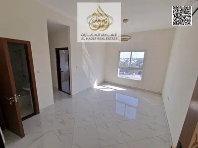 📌 للإيجار السنوي – شقة غرفتين وصالة | 2 حمام | بلكونة | أول ساكن | الصناعية – شارع الاتحاد | عائلات فقط