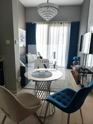 Stylish 1BR | Fully Furnished | Canal View | Prime Business Bay Location