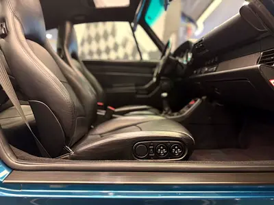 1996 Porsche 911 — миниатюра 12