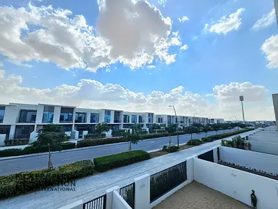 3 Bed +M | Spacious 3BR | Family Friendly | Vacant