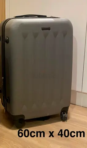 Brand new luggage, 23kg, brand Sestini