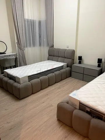 BIG DEAL!!! FIX PRICE 5/6 MONTHS Bed space available in a Luxury room in a Cozy Apartment