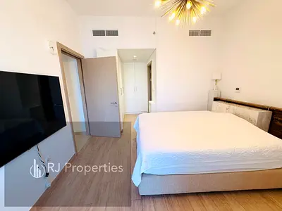 Spacious Appartment With Balcony Open Sea View &Maid Room With All Emities