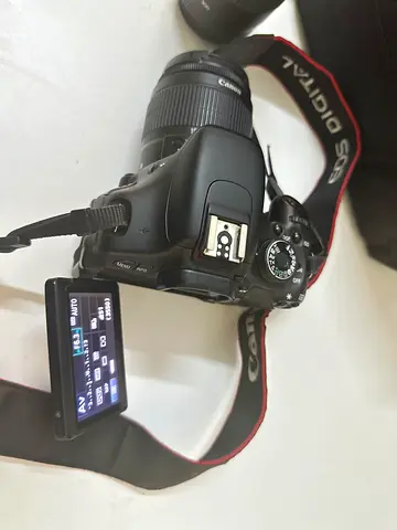 Canon DSLR Camera with Rotating Display Screen