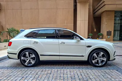 2017 Bentley BENTAYGA — миниатюра 4