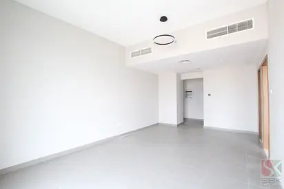 One Month Rent Free-Spacious 1 BR