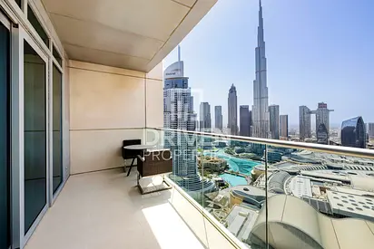 Burj Khalifa View | Furnished | Unique Layout