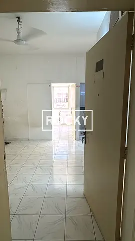 Studio Apt with Window A/C in Bur Dubai