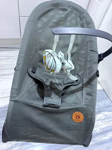 Easy-to-Use Baby Carrier with Toy Attachment