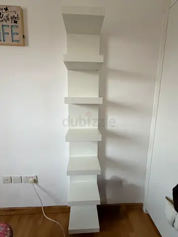 Standing shelve ikea