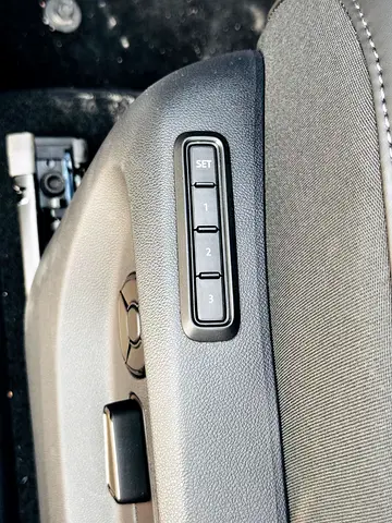 2025 Volkswagen TIGUAN — миниатюра 15