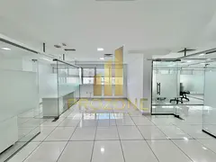 OFFICE/ CHILLER FREE/ 2 FREE parking/ Fitted 4 partitions