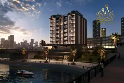 نمط حياة مميز على الواجهة المائية، إطلالة بانورامية على الخور