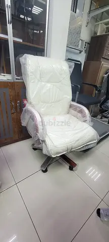Stylish White Office Chair