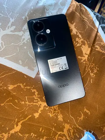 Oppo A79 5G 256GB / Ram 8GB + 8GB virtual