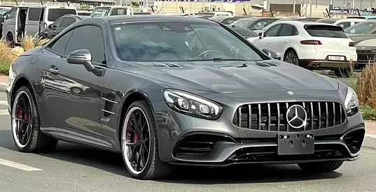 2017  -  SL550  -  AMG PACKAGE  -  IMMACULATE CONDITION  -  4.7L V8 BITURBO