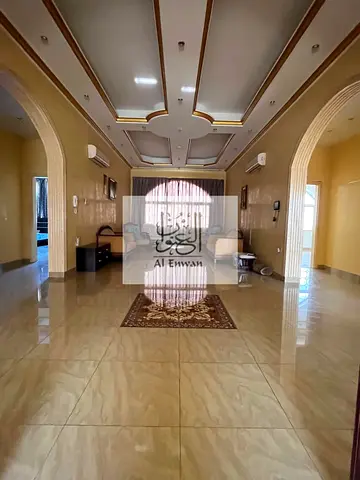 للبيع فيلا في الشارقة منطقة واسط القوز