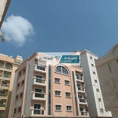 بناية ارضى + 4 طوابق للبيع فى النباعه