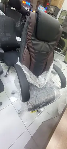 Comfortable Office Chair with Armrests