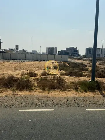 فرصة (144) ذهبية استثمارية للبيع ارض تجاري بمنطقة تلال سيتي مساحة 8260 قدم مربع