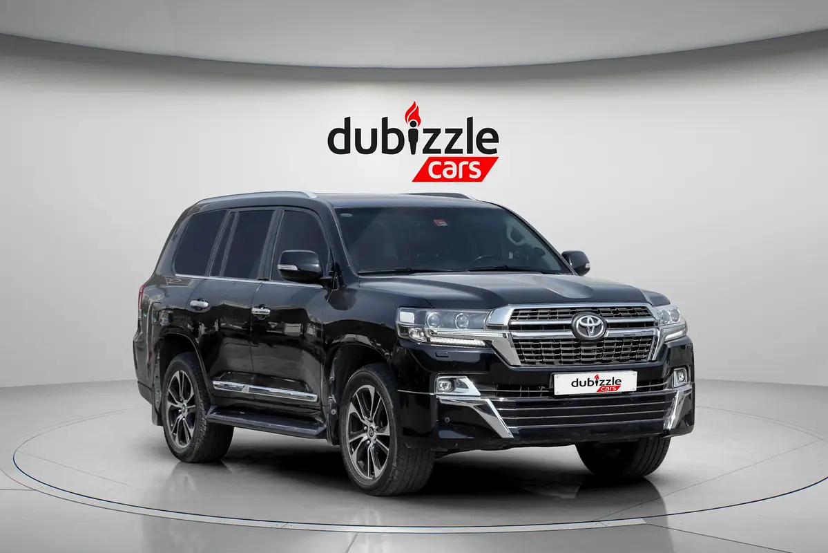 Toyota Land Cruiser 2021 — photo 1 of 15