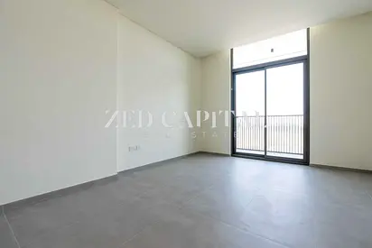 Pool View | Studio | Flexible Cheques | IMPZ