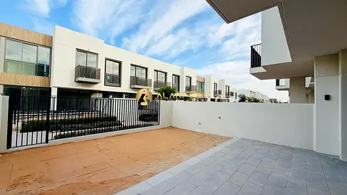 Lowest Price | Big 3BR + maid townhouse | Single Row