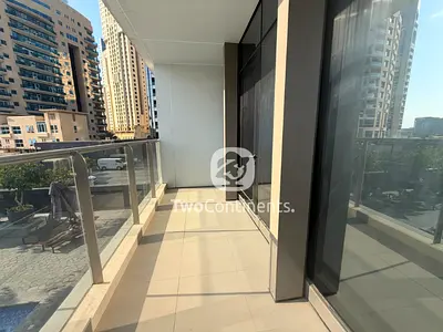 Marina Living I Stylish 1BR I Vacant on Transfer