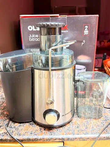 Stainless Steel Juice Extractor with Glasses
