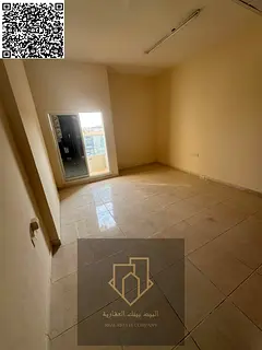 Studio with balcony and central air conditioning, spacious area, located in a prime location close t