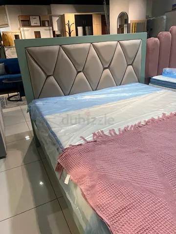 Stylish bed frame 180x200