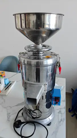 Nuts / Sesame Butter Machine