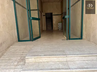 فرصة للاستثمار بناية في تجارية مويلح بعائد دخل 10%