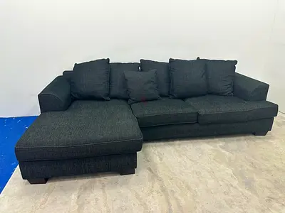 Like new condition the one brand Kingston lshape sofa
